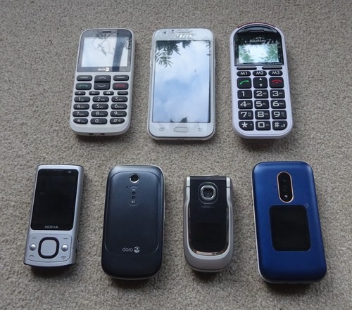 Job lot mobile phones - of, 7